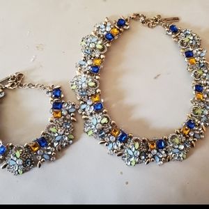 Oscar de la renta necklace set